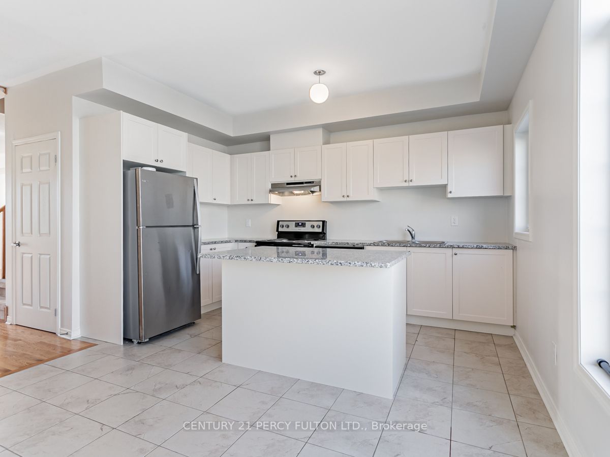 58 Old Harwood Avenue N, #000