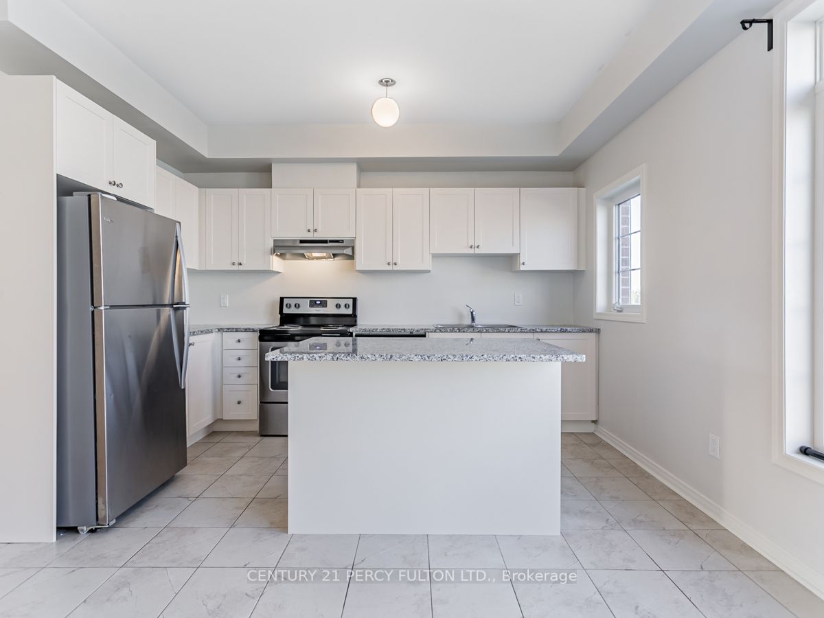 58 Old Harwood Avenue N, #000