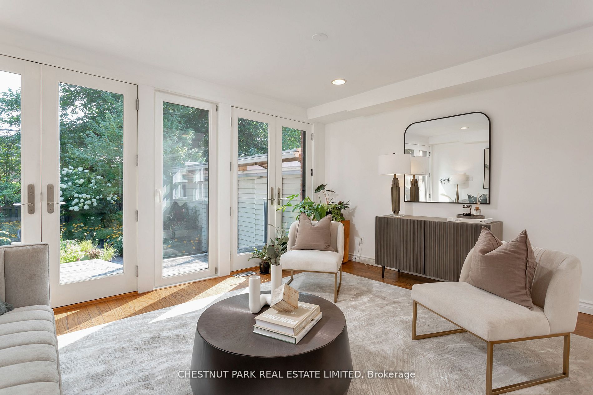 33 Chester Hill Rd