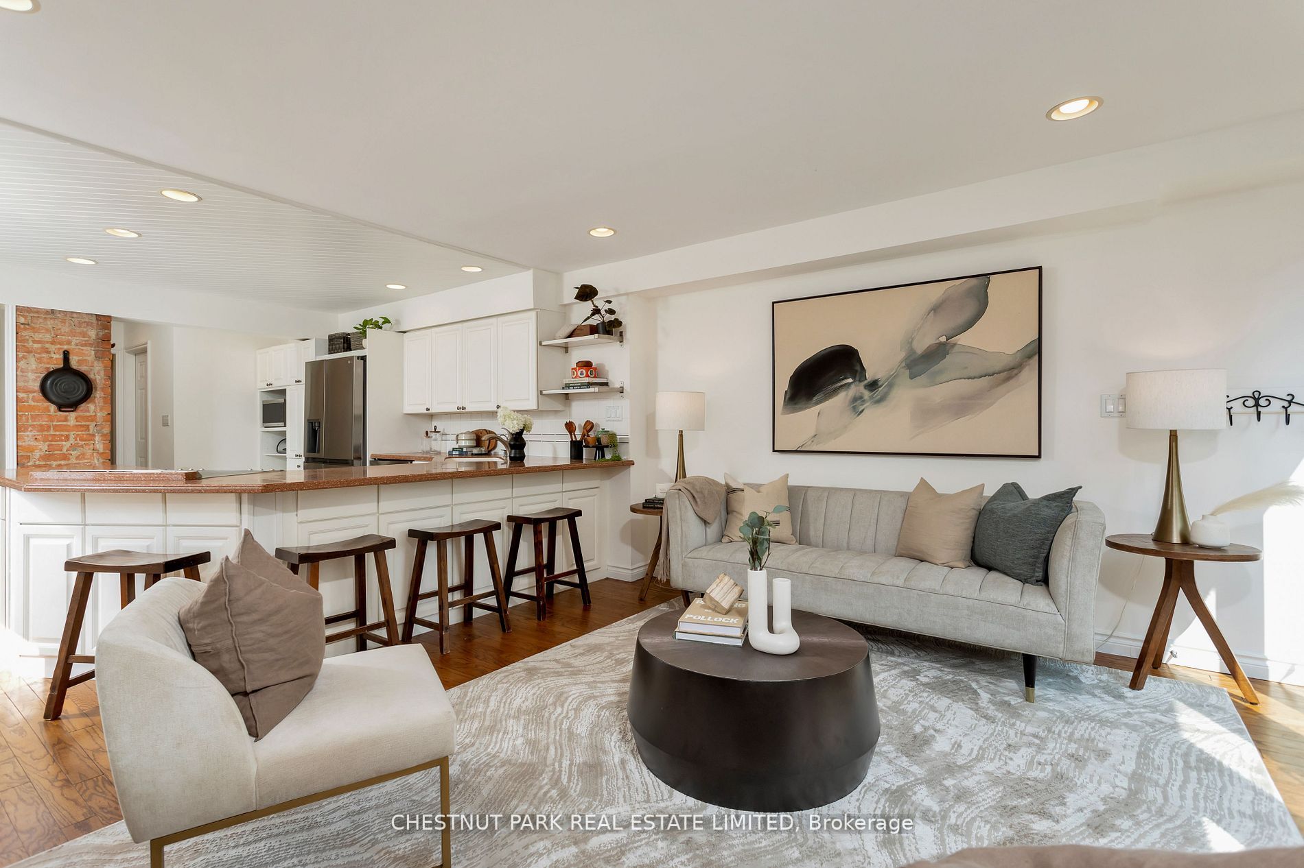 33 Chester Hill Rd