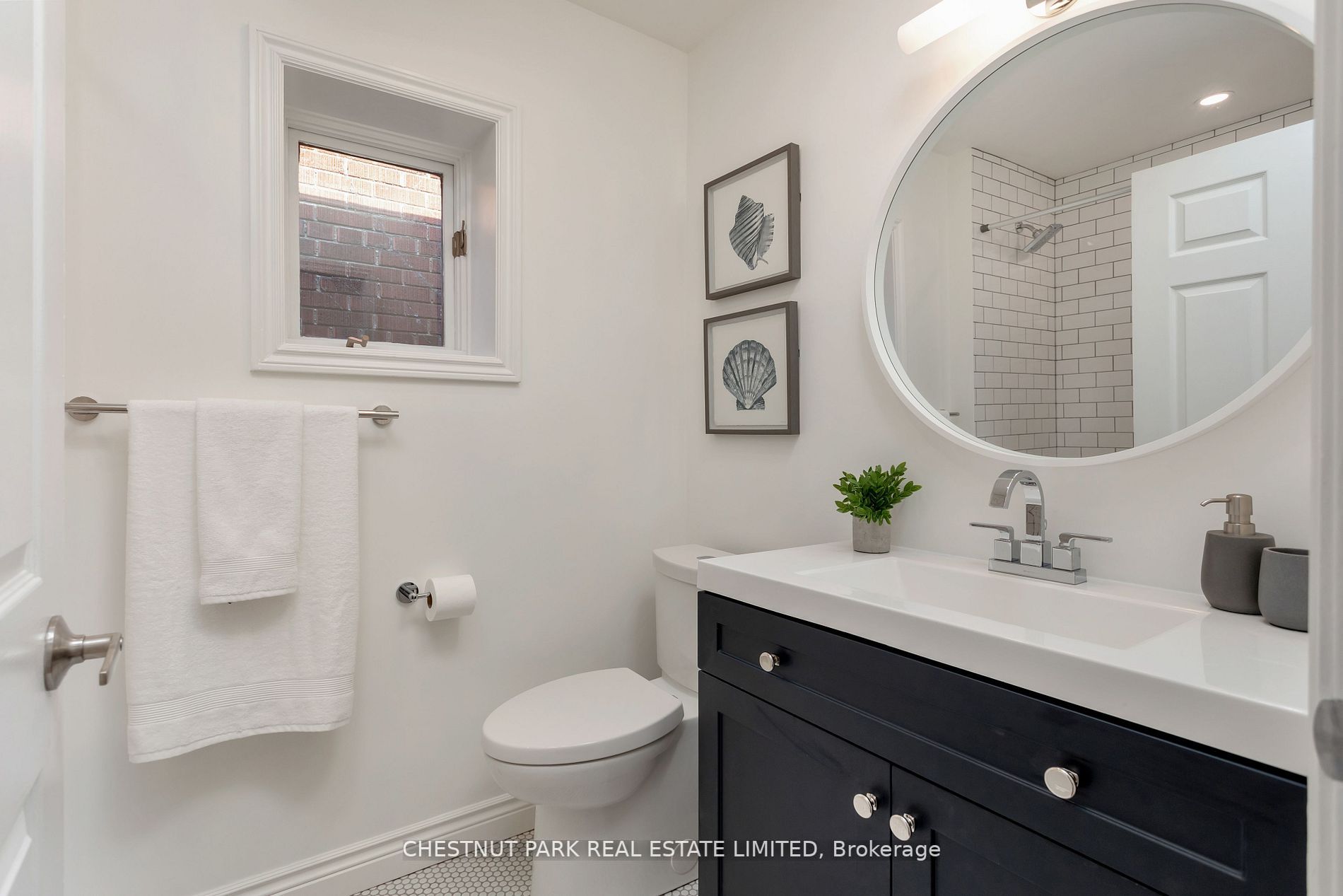 33 Chester Hill Rd