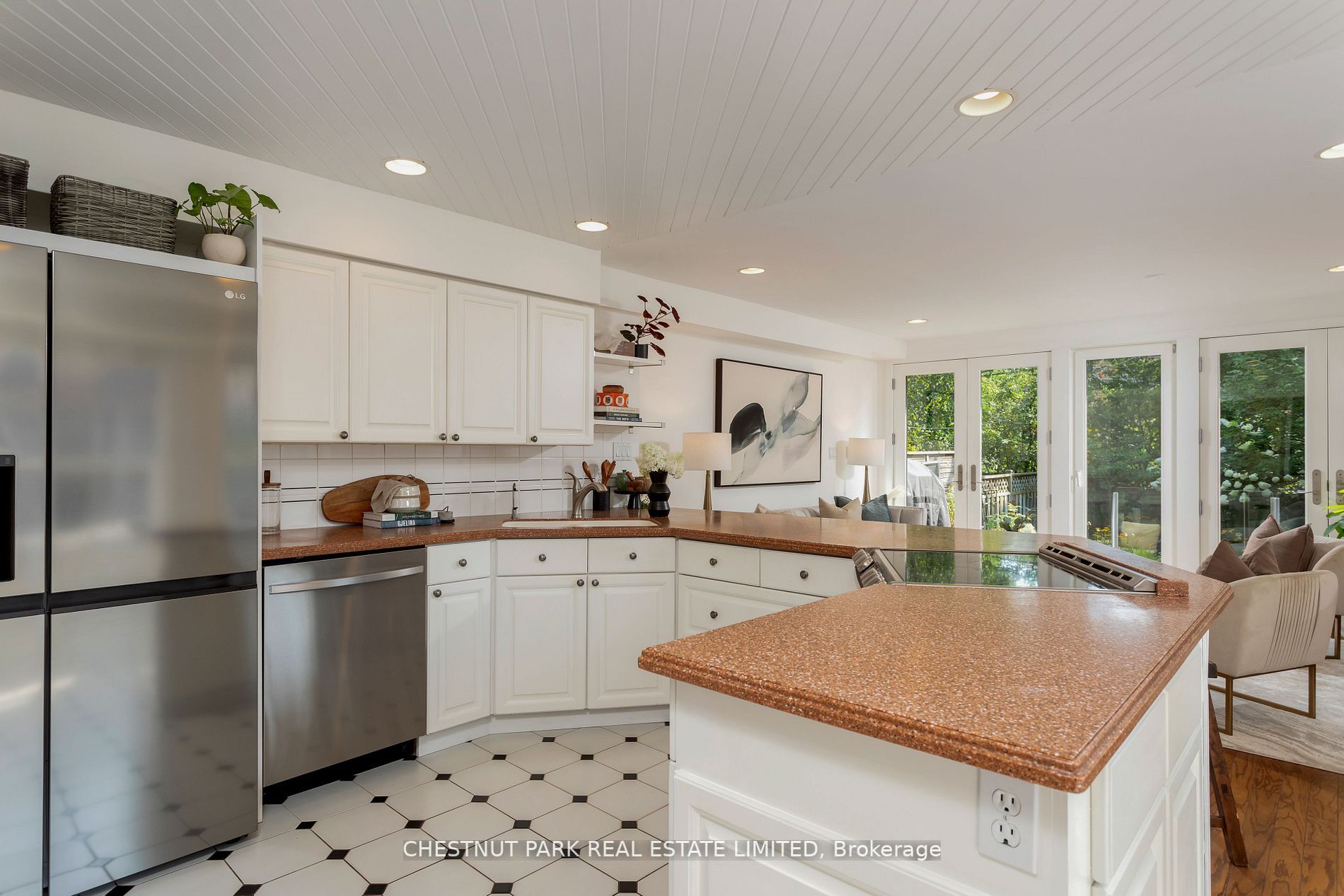 33 Chester Hill Rd