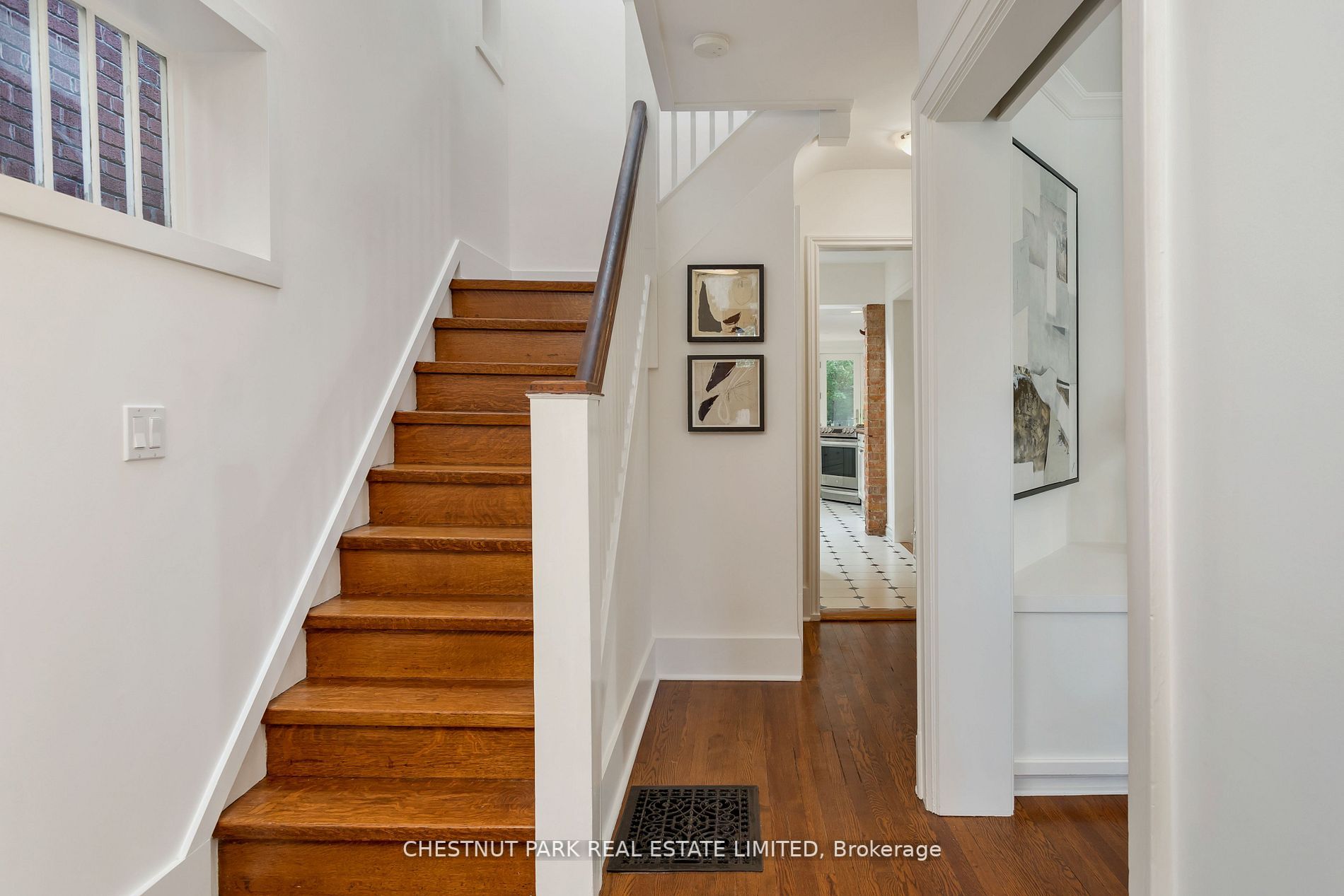 33 Chester Hill Rd