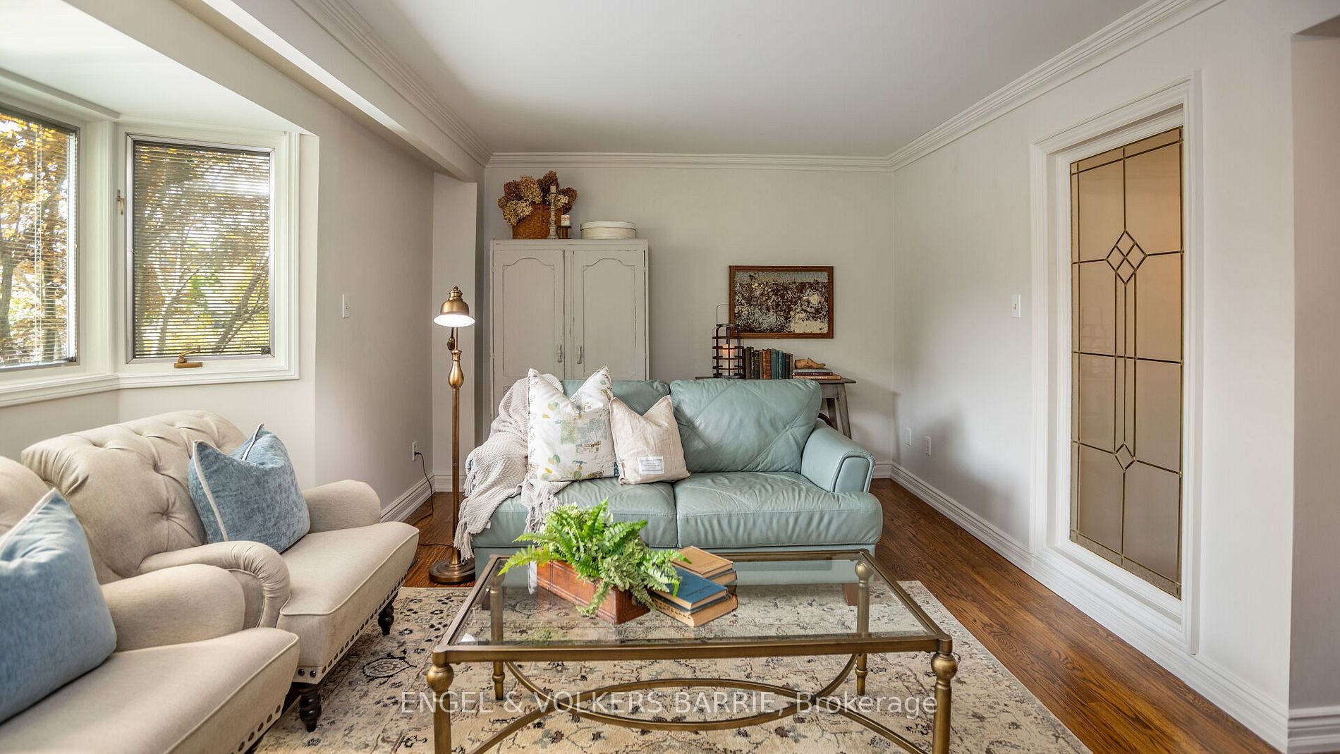 460 Paddington Cres