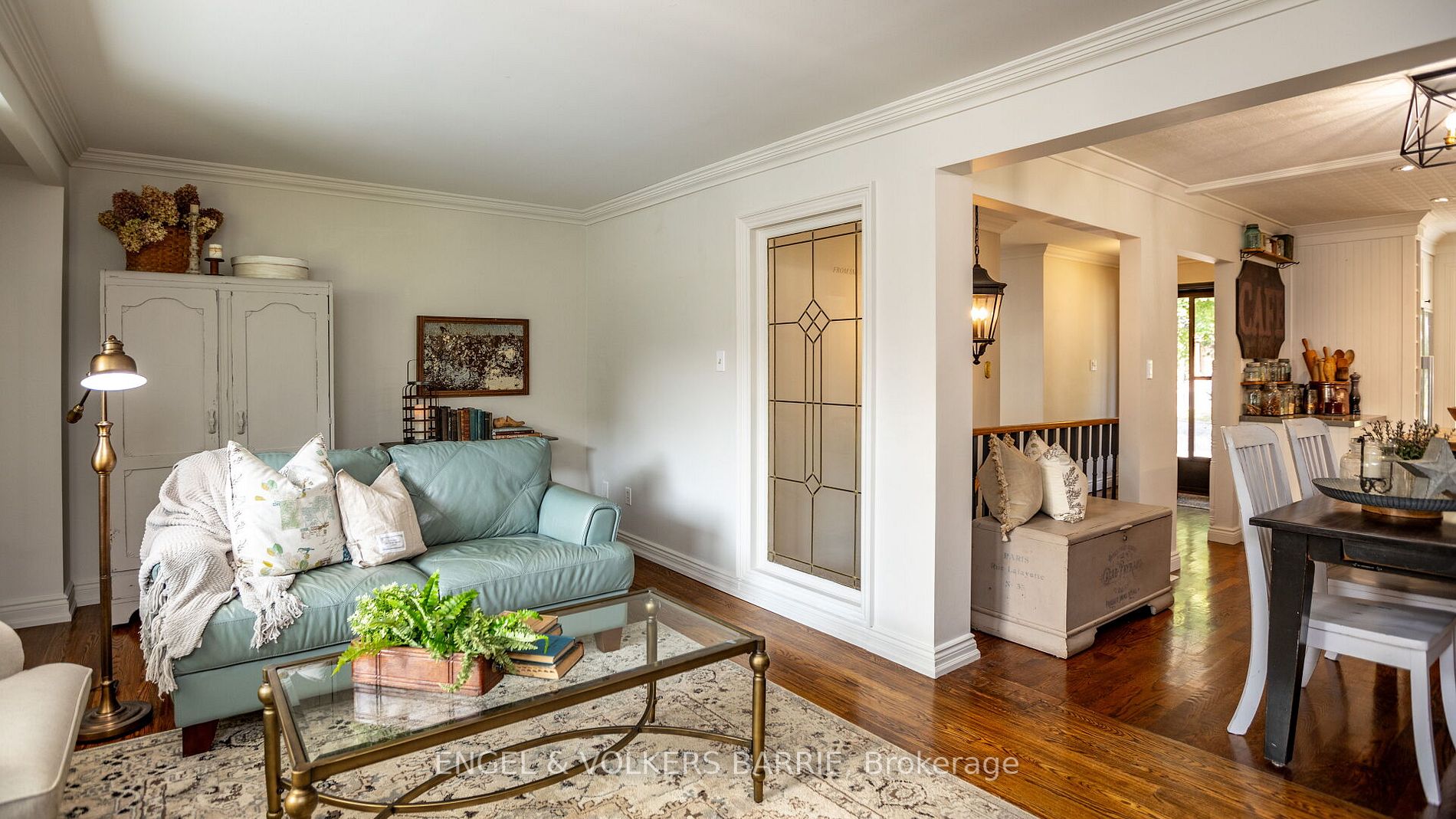 460 Paddington Cres