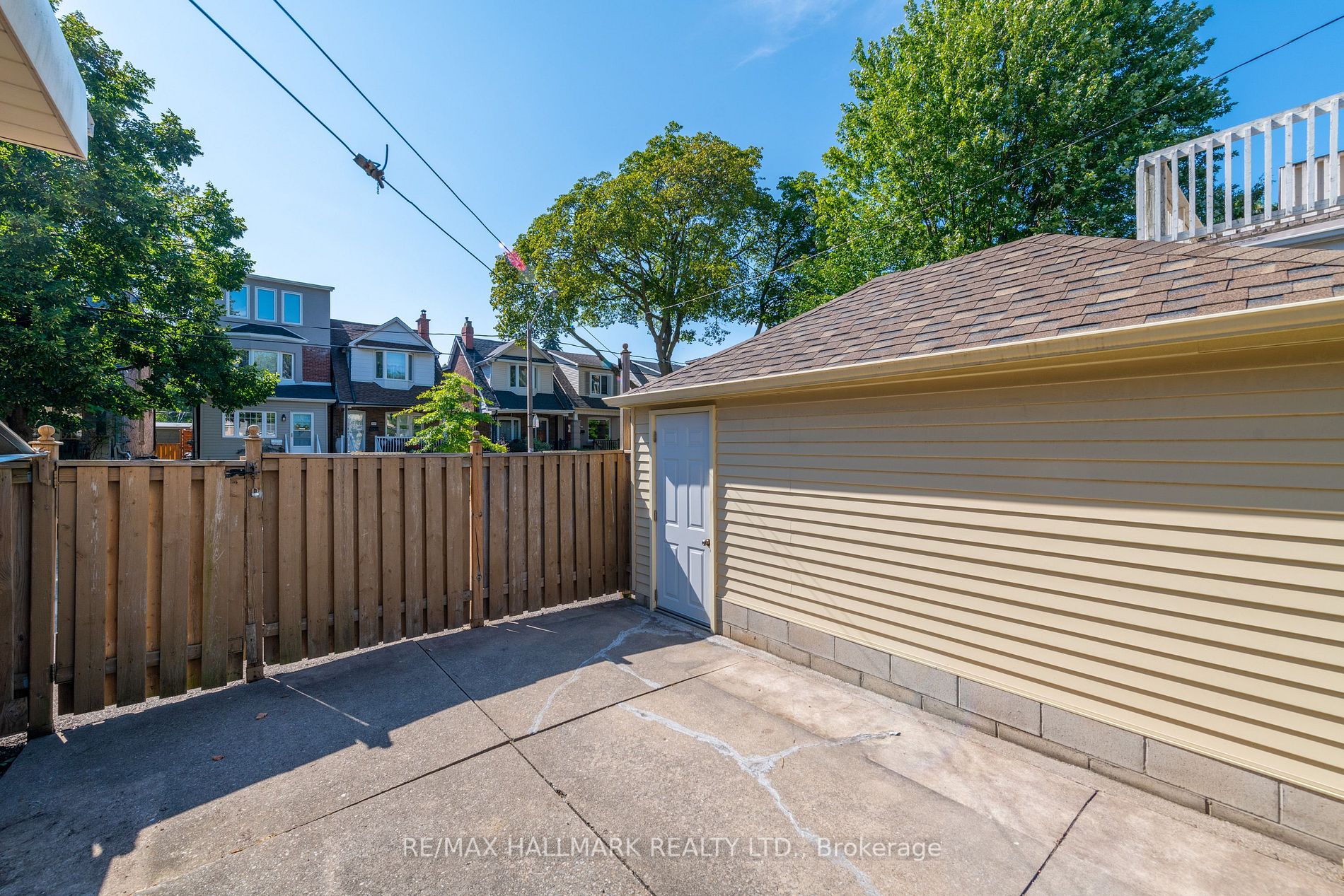 2 Fielding Ave