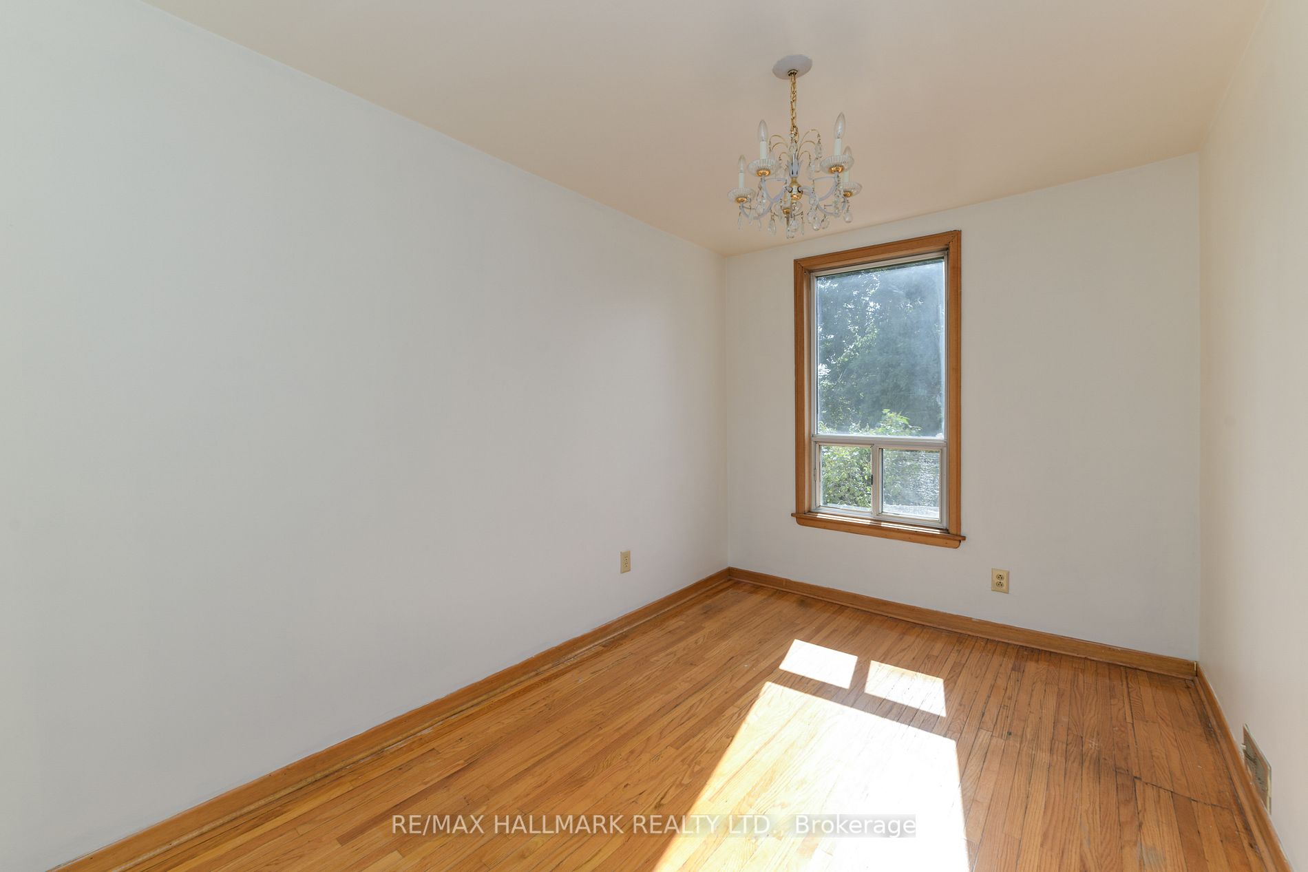 2 Fielding Ave