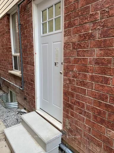 44 Howling Cres, ##bsmt