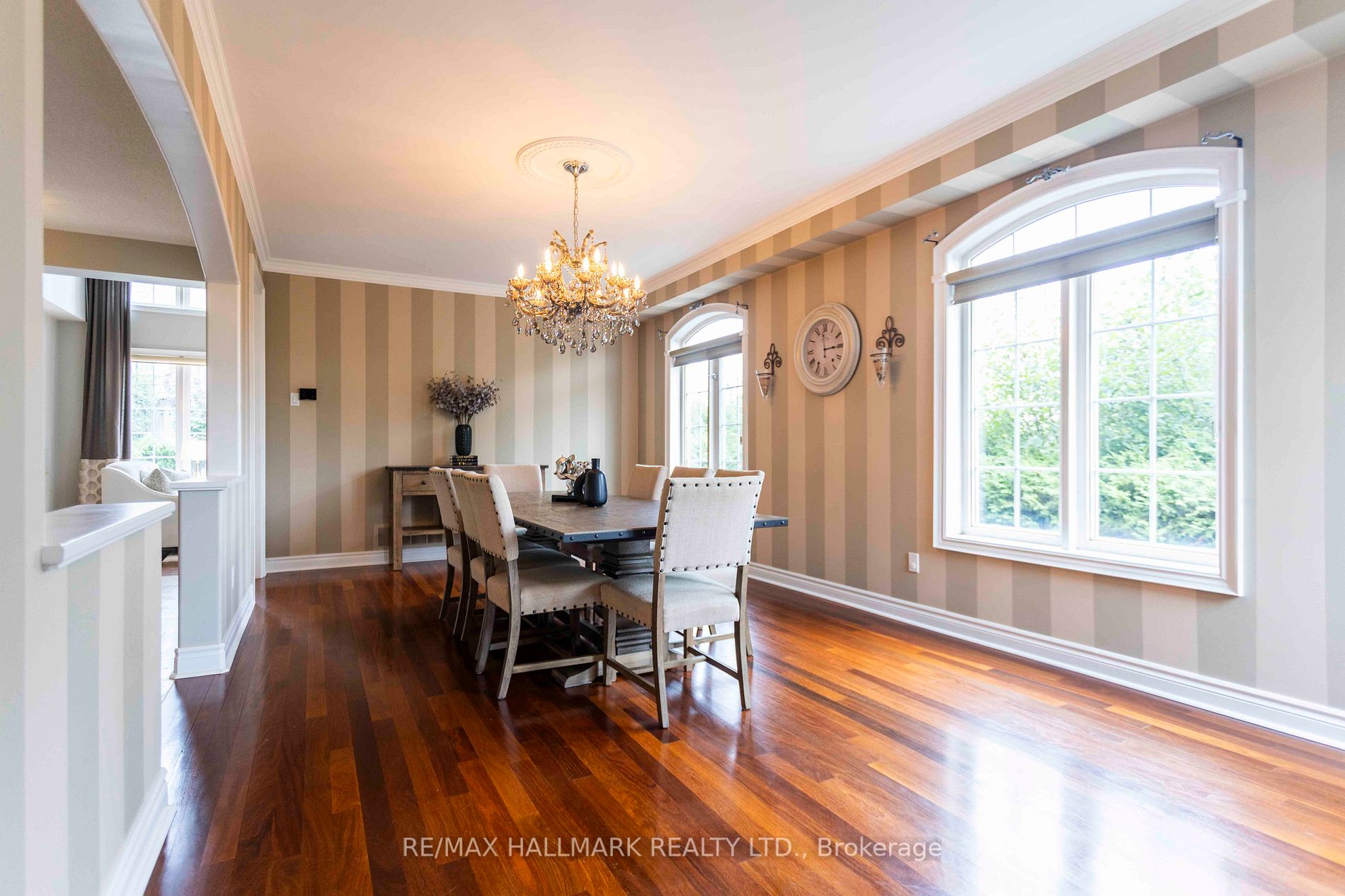 27 Lennon Crt