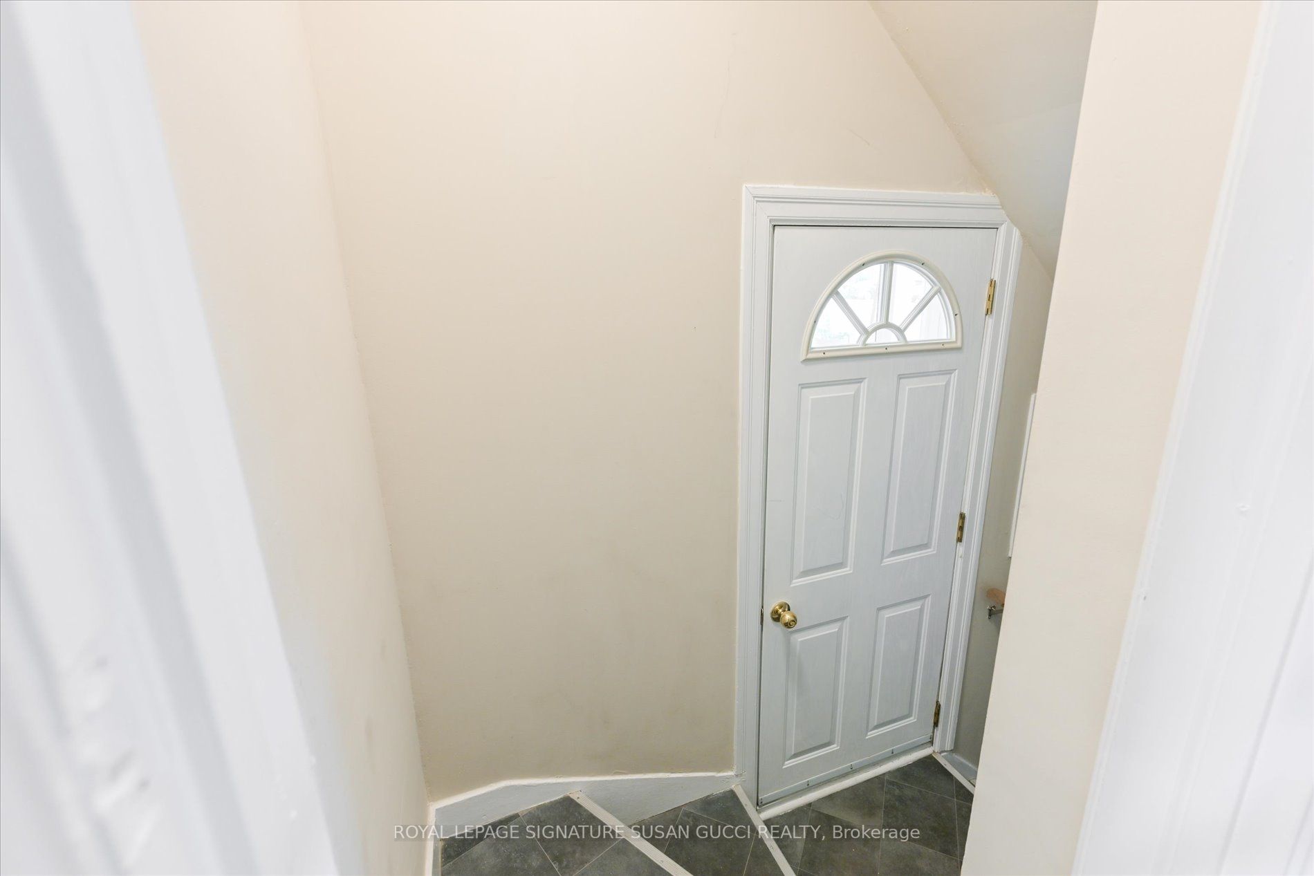 88 Galbraith Ave