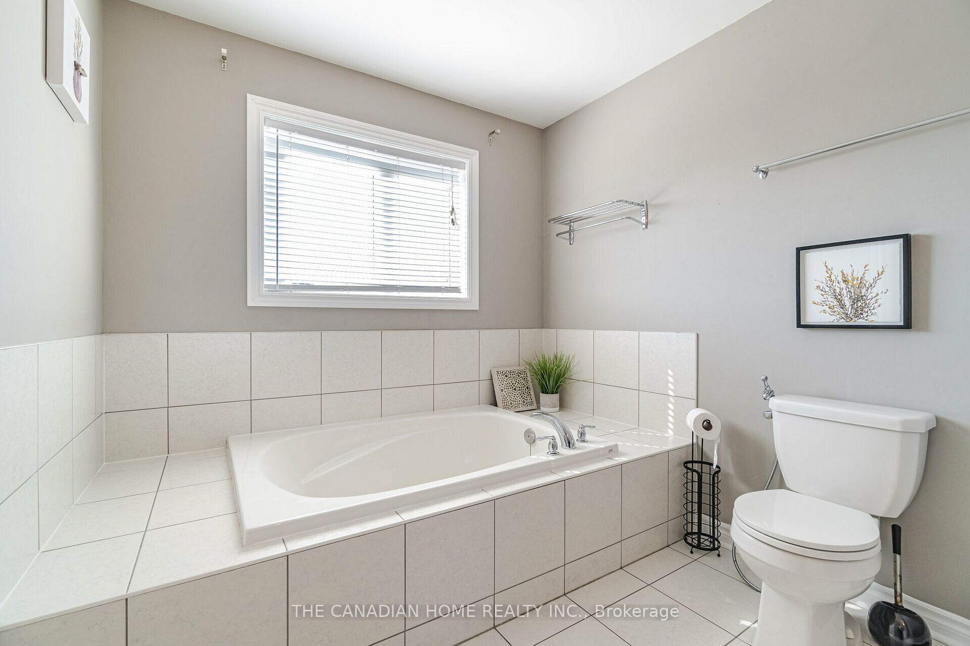 51 Chiswick Ave