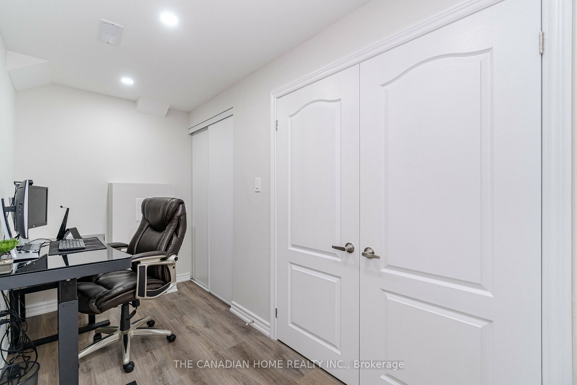 51 Chiswick Ave