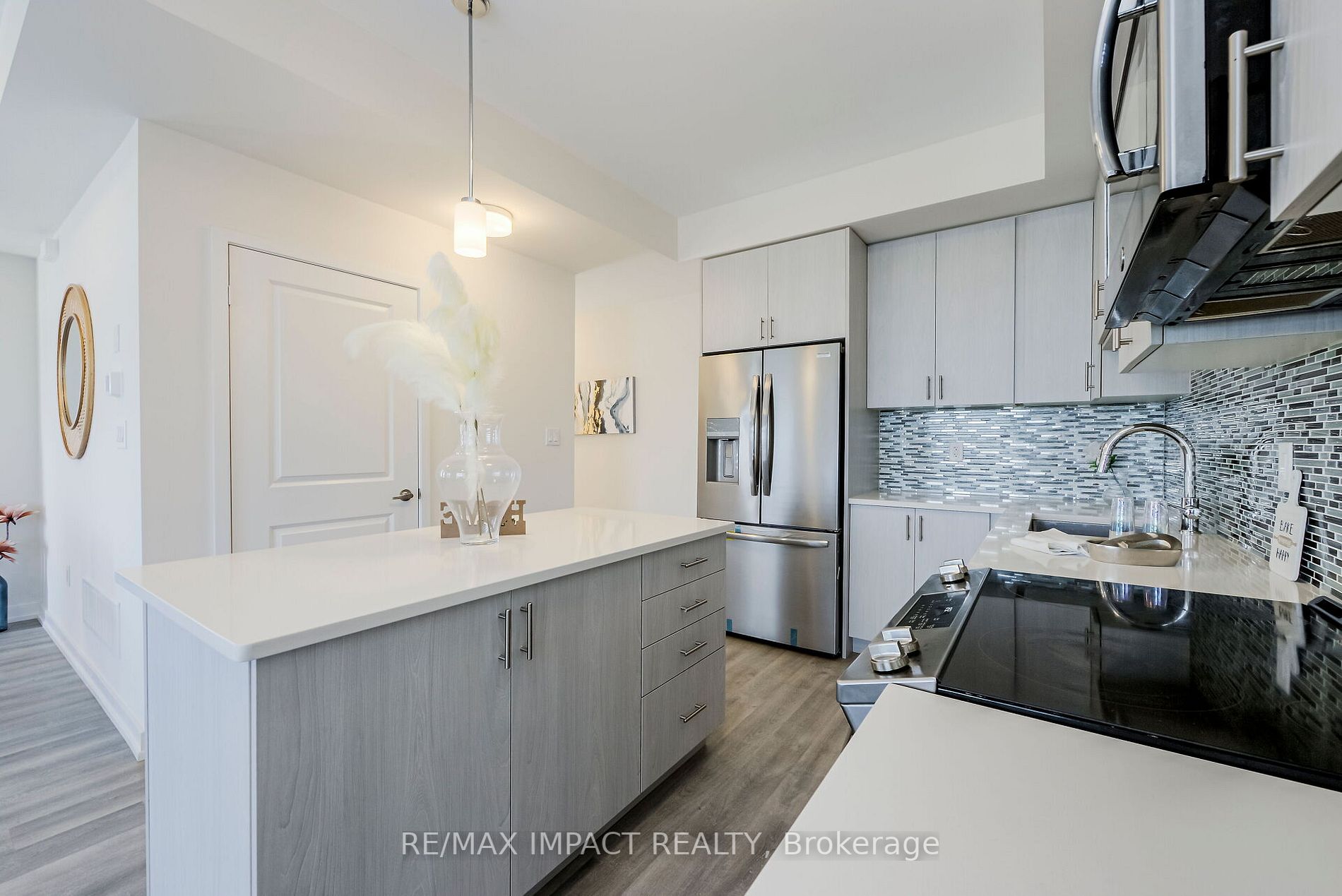 2550 Castlegate Crossing, #401
