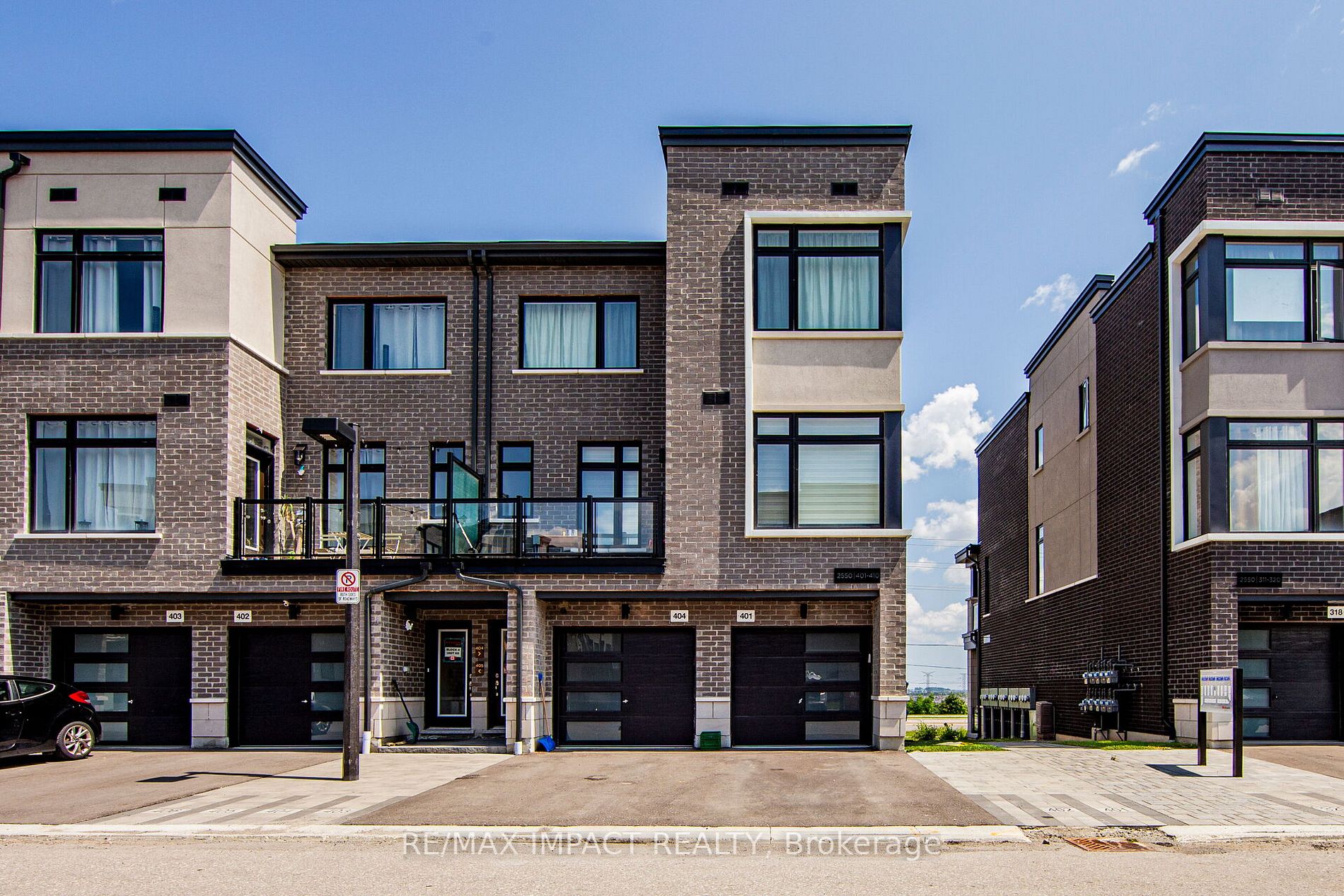 2550 Castlegate Crossing, #401