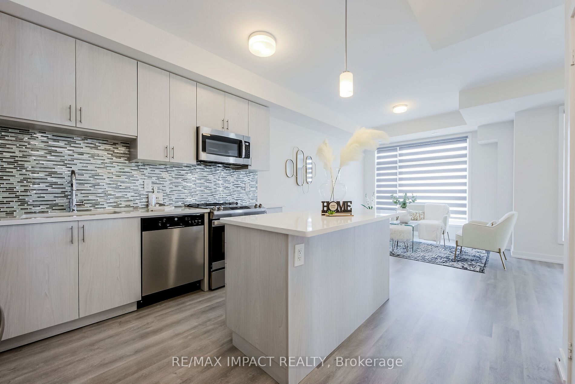 2550 Castlegate Crossing, #401