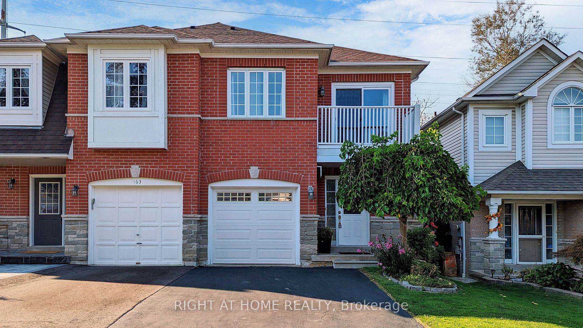 165 Rouge Forest Cres E