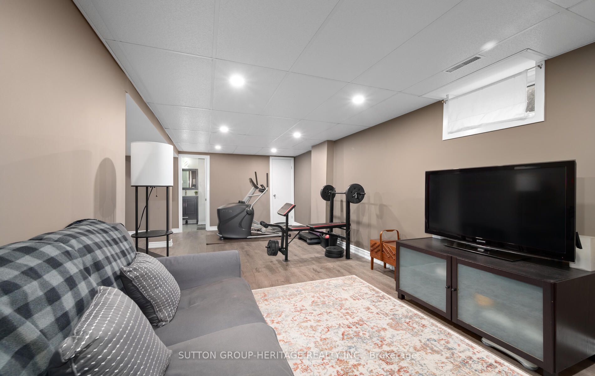 589 Creekview Circ