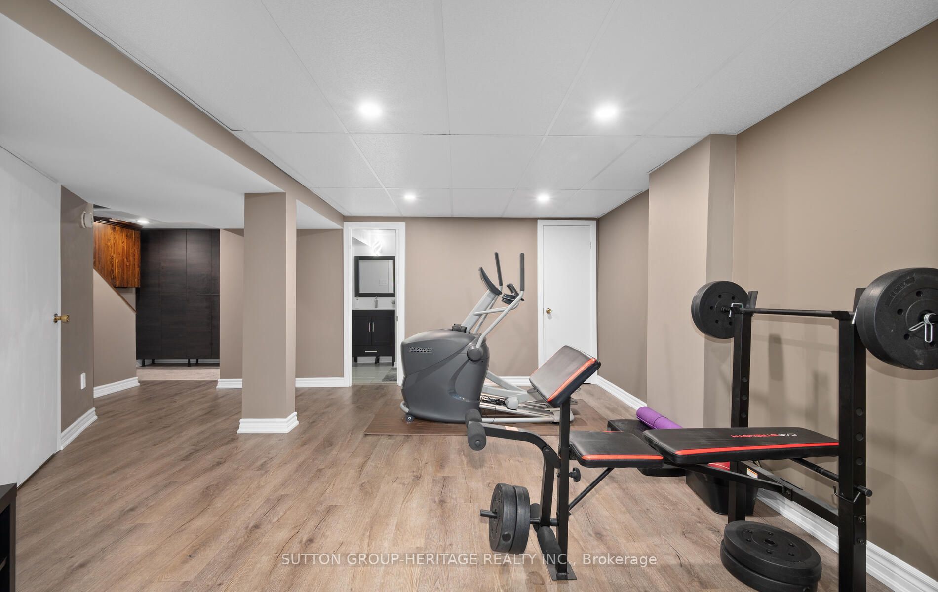 589 Creekview Circ
