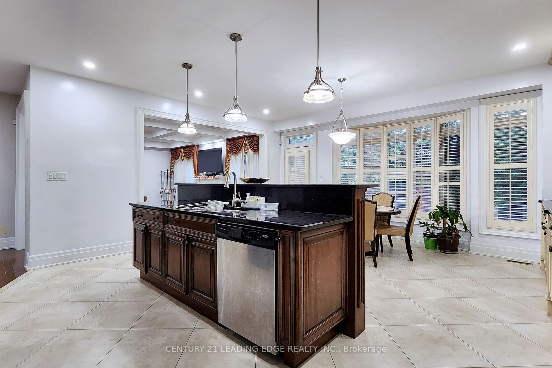 473 Oakwood Drive