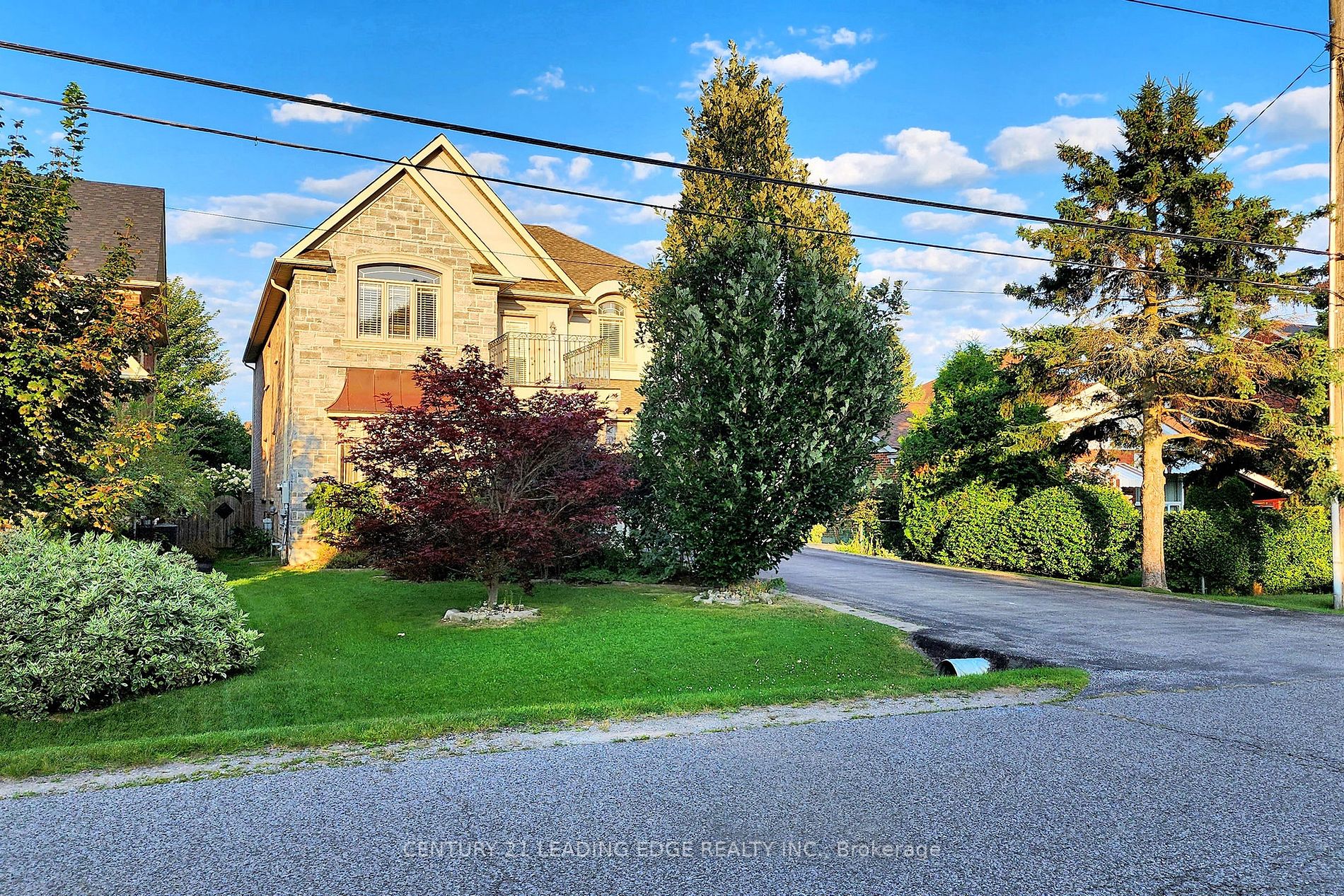 473 Oakwood Drive