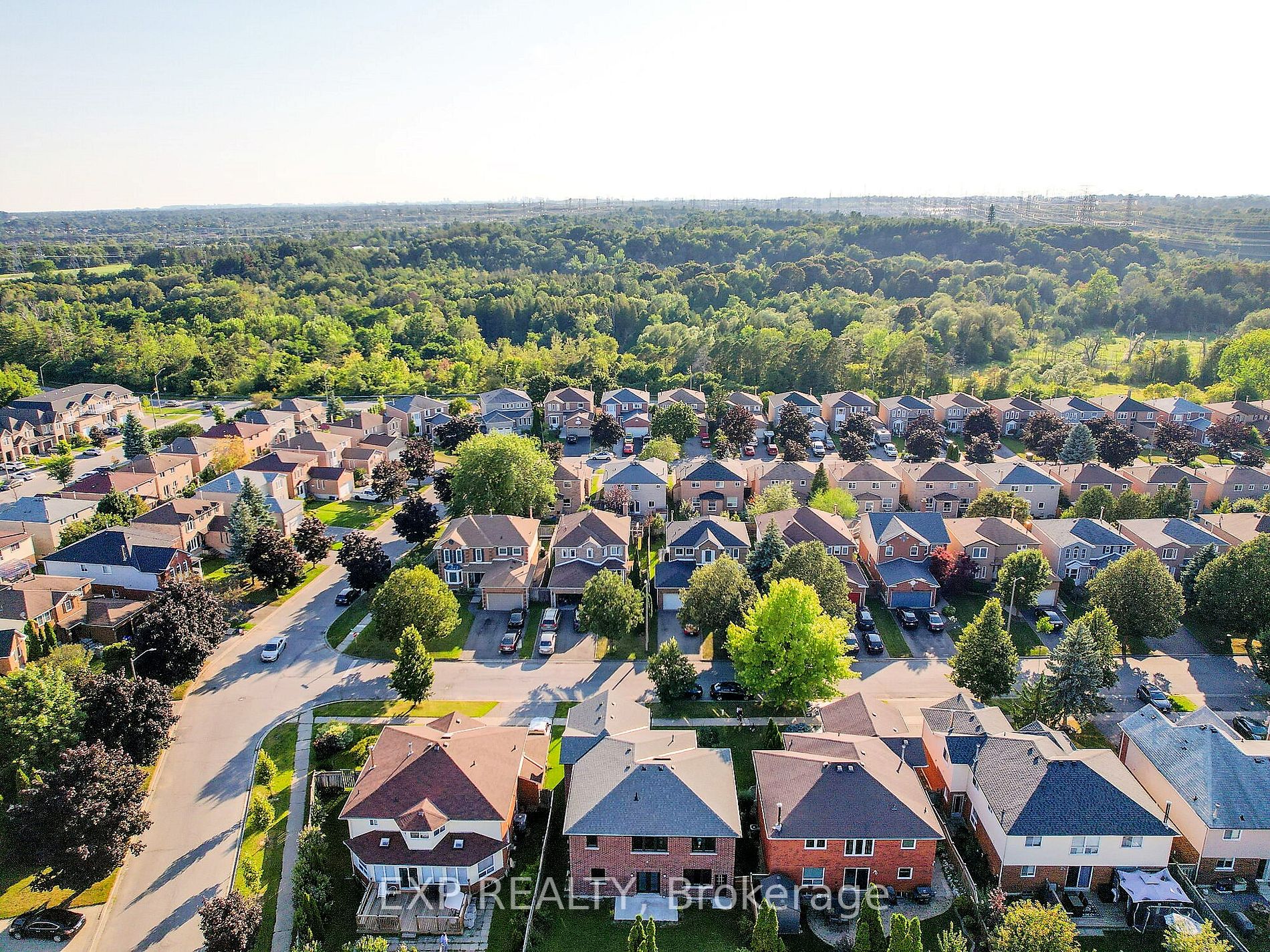 1564 Somergrove Cres