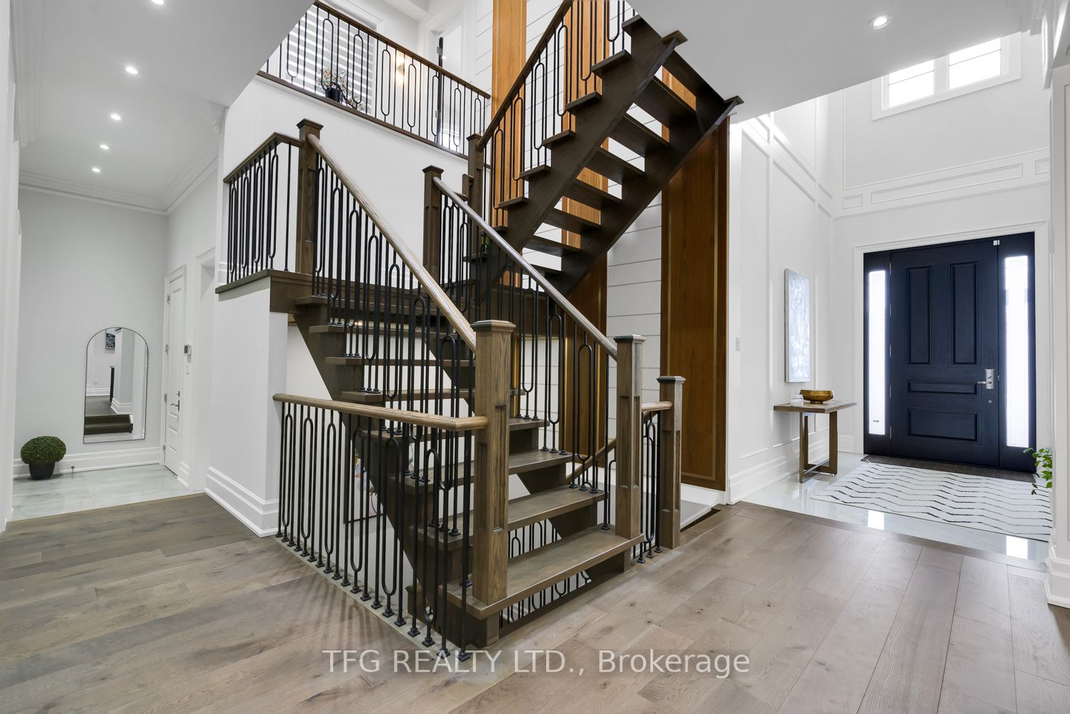67 Scott St