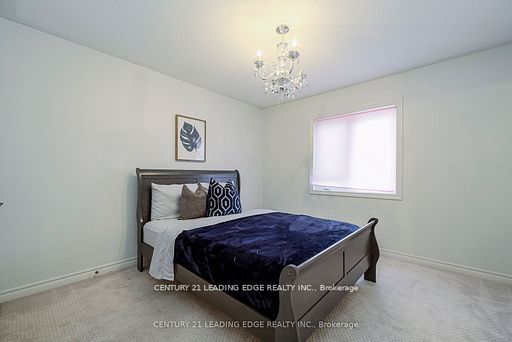 6 North Glen Blvd