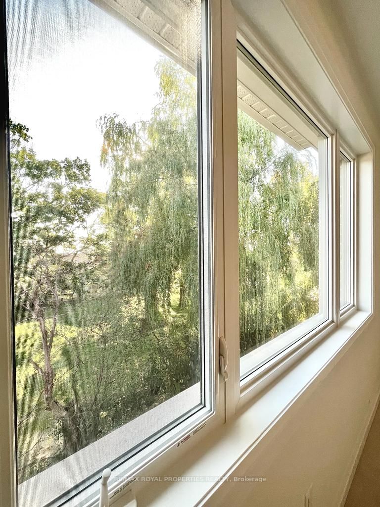 3246 Chimney Swift Cres