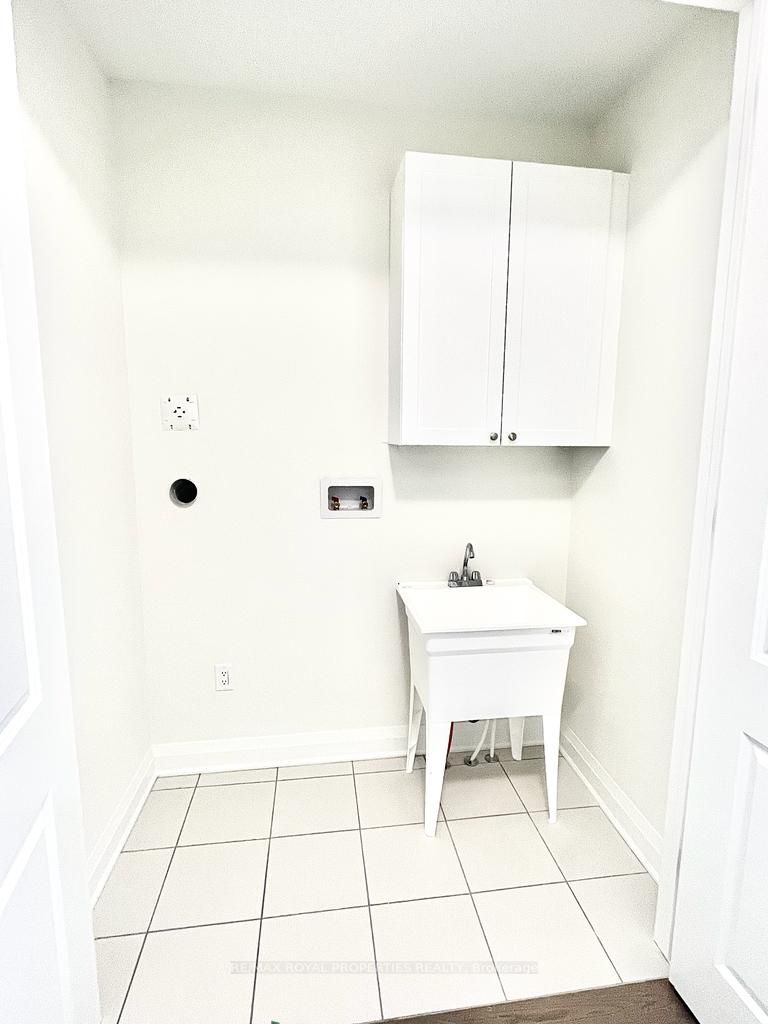 3246 Chimney Swift Cres