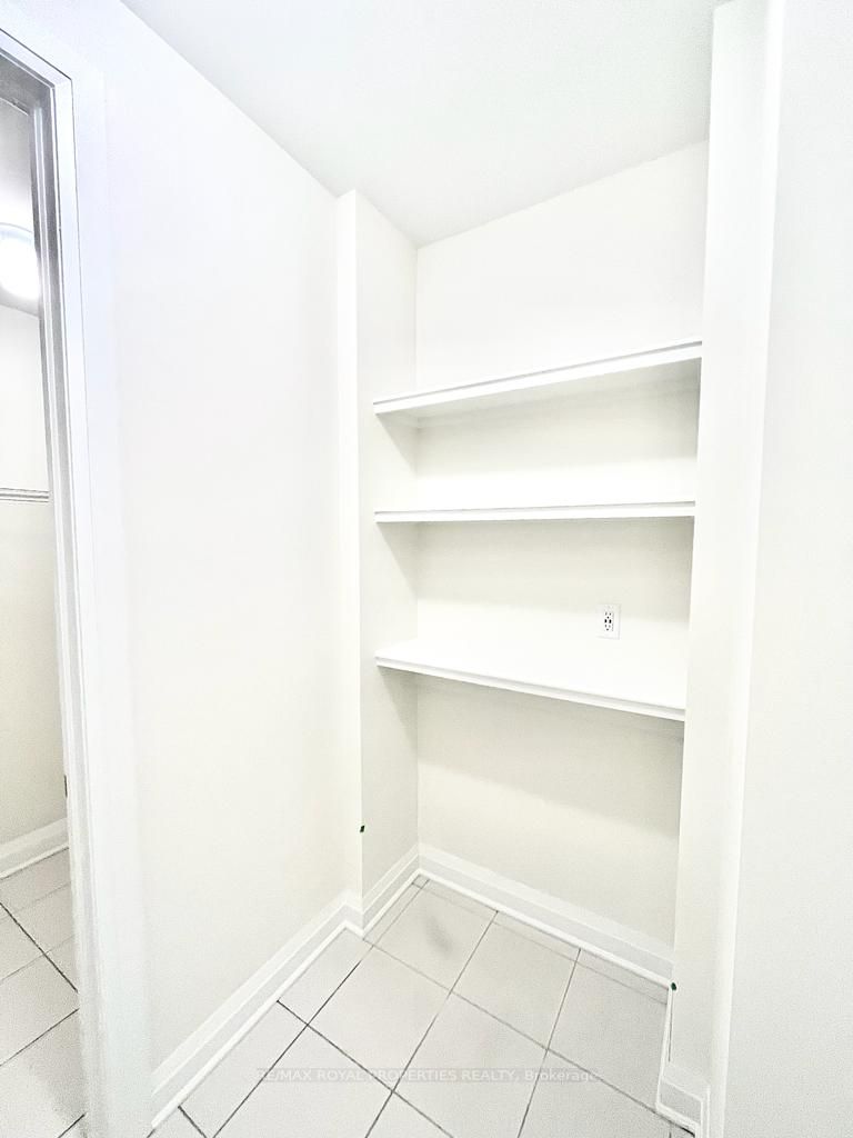 3246 Chimney Swift Cres