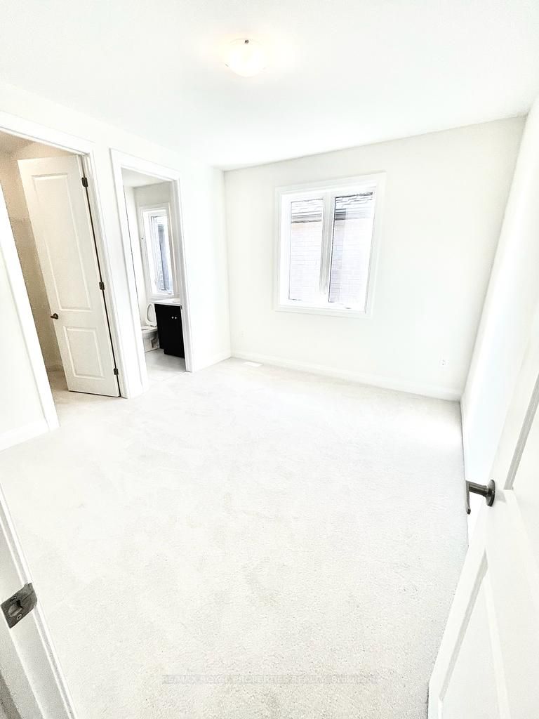 3246 Chimney Swift Cres