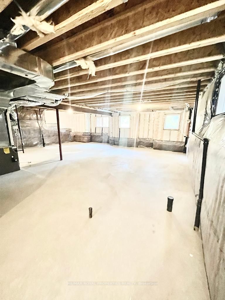 3246 Chimney Swift Cres