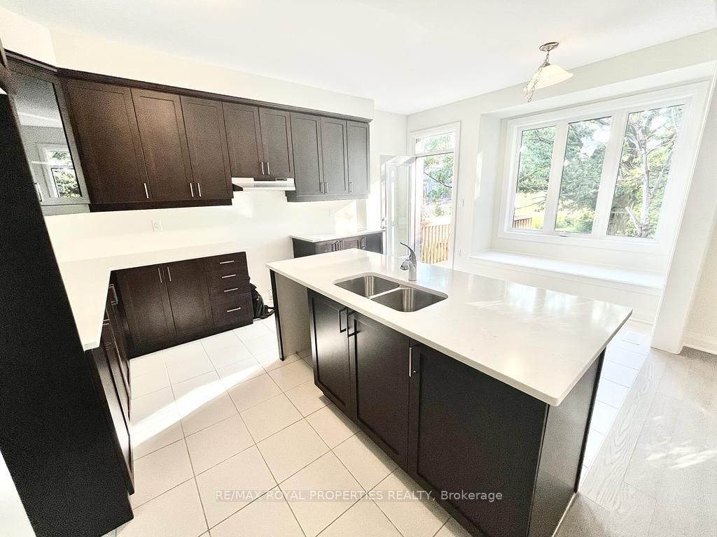 3246 Chimney Swift Cres