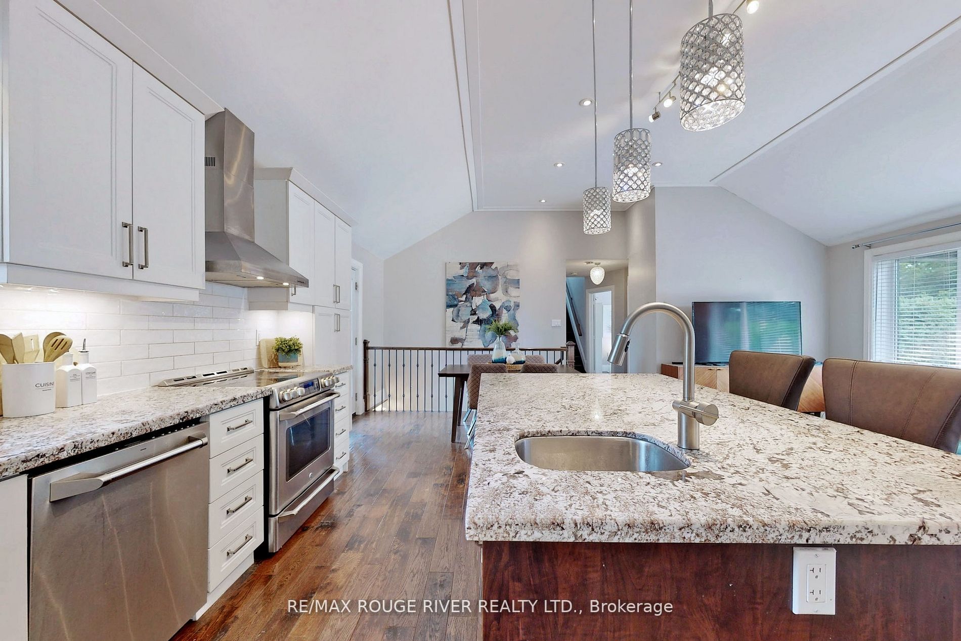 181 Ridgewood Road