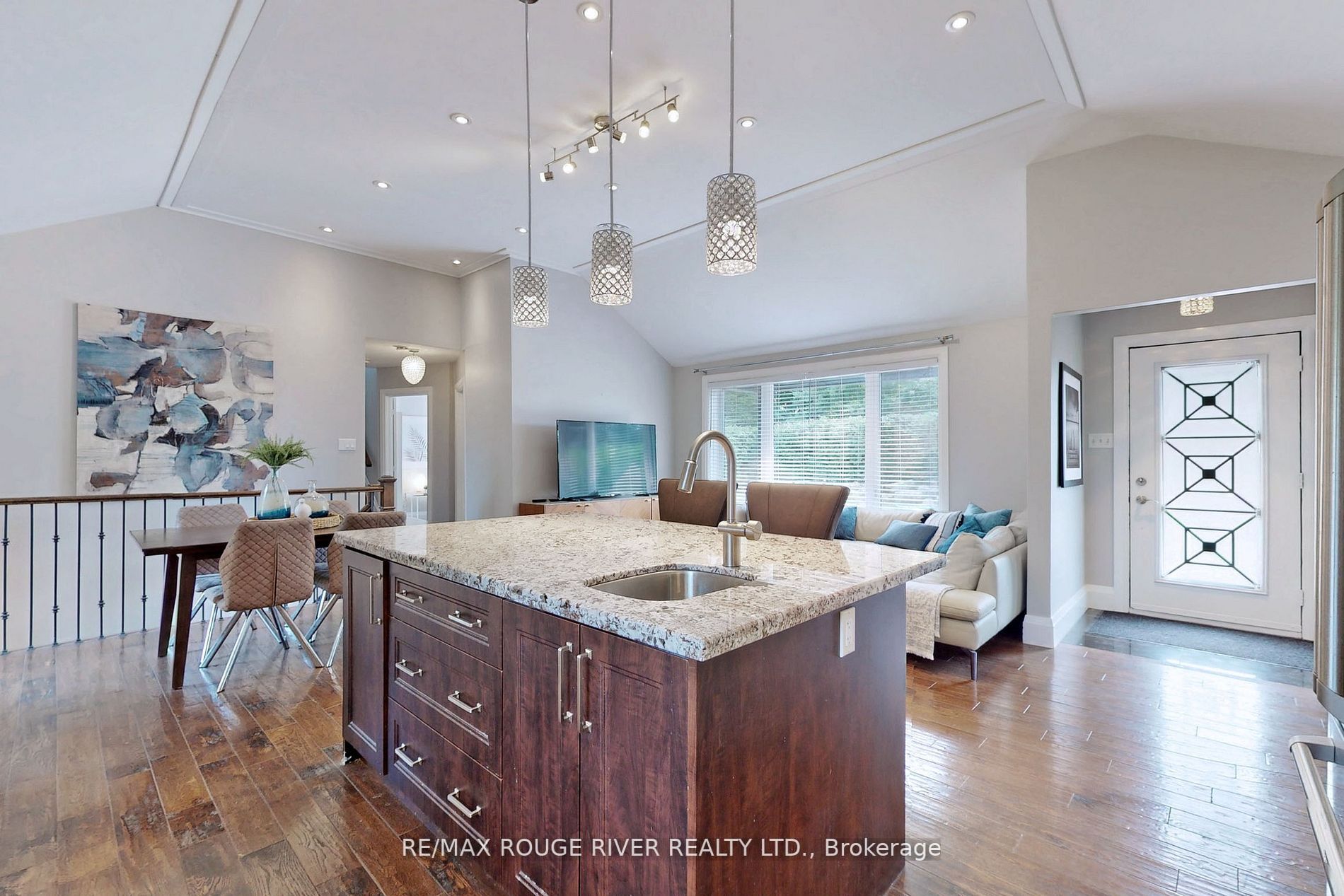 181 Ridgewood Road