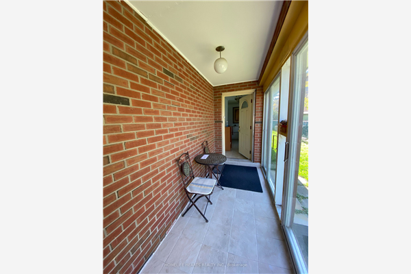 34 Heatherside Dr, Toronto