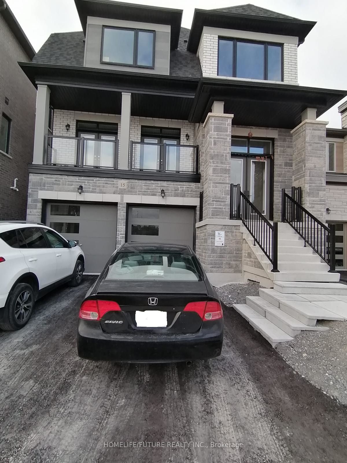 400 Finch Ave, #15