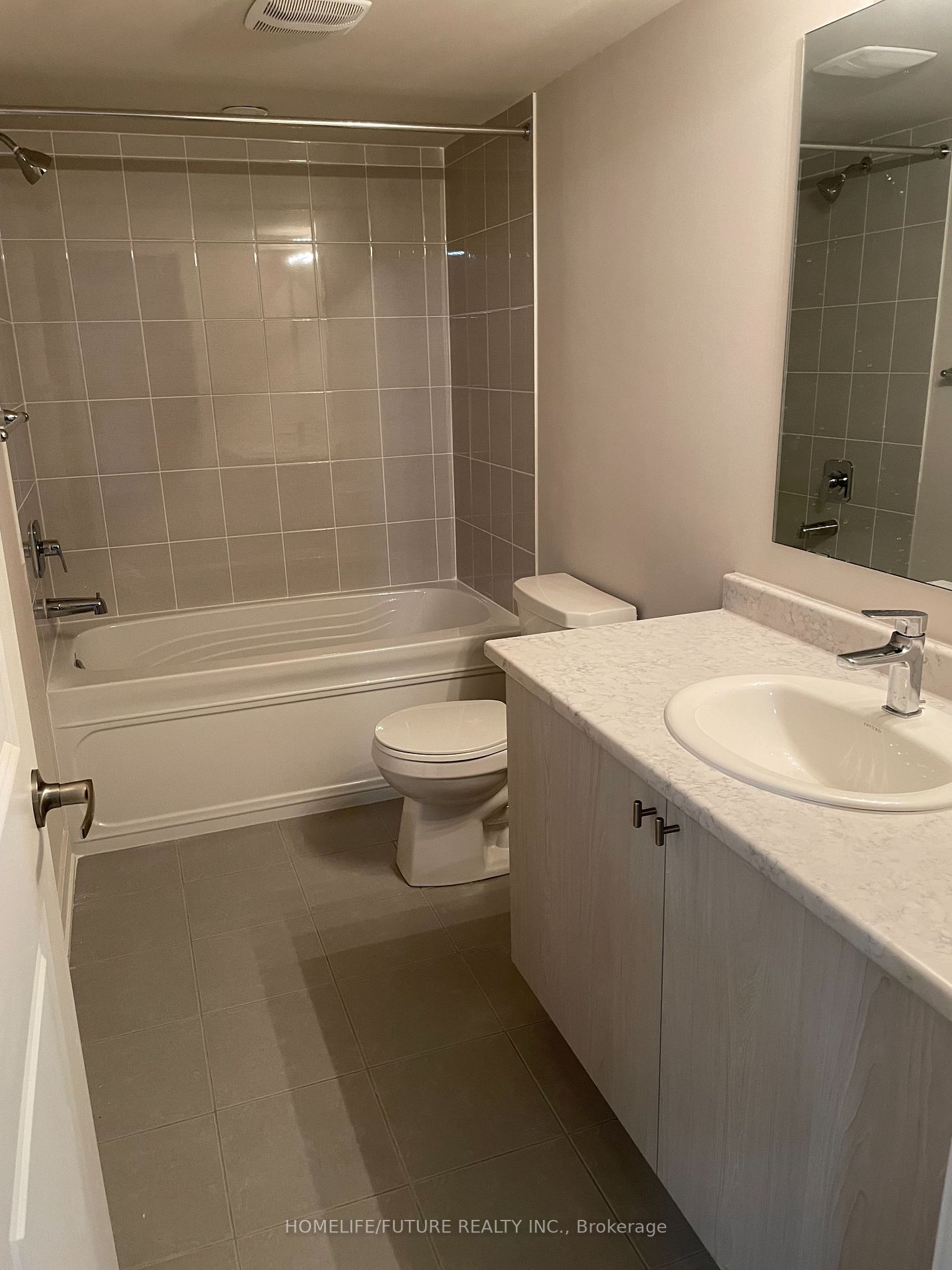 400 Finch Ave, #15