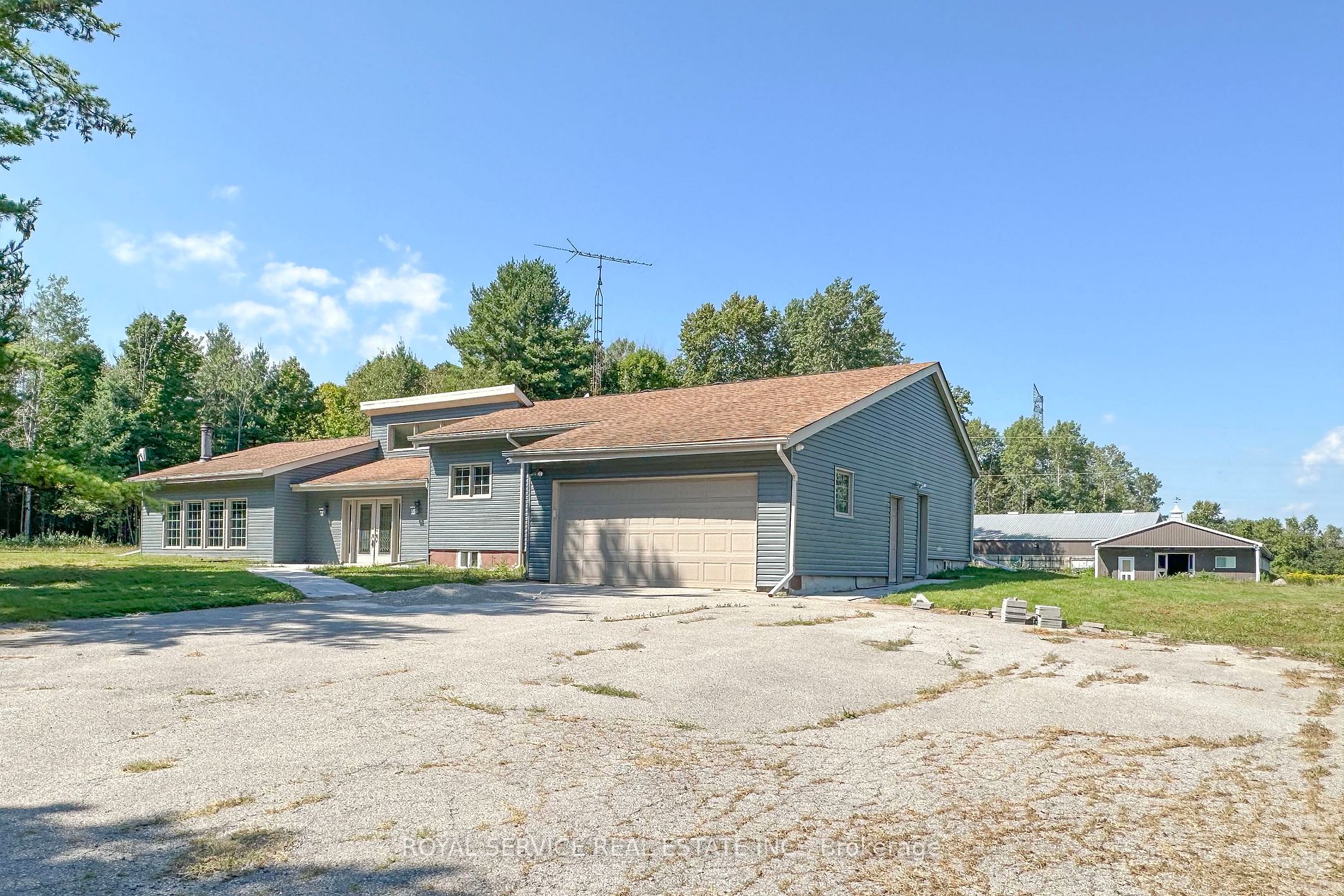 4398 Concession 1 Rd