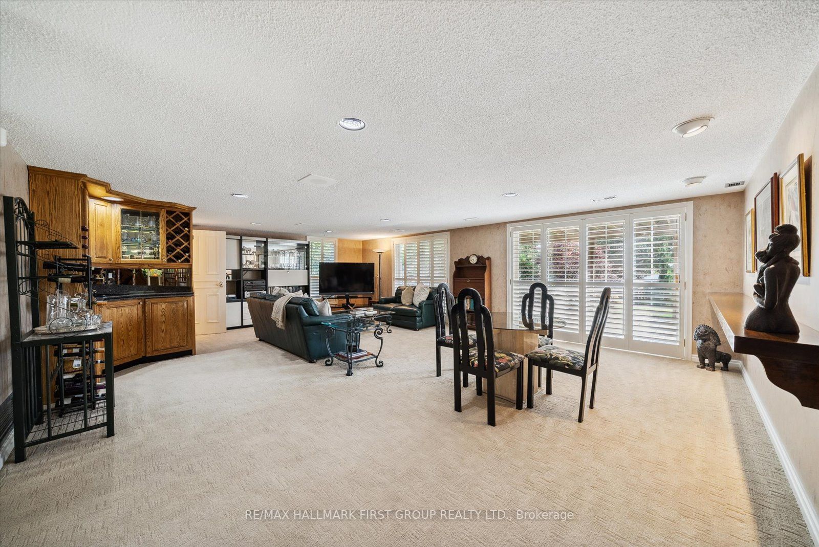 8 Crawford Drive