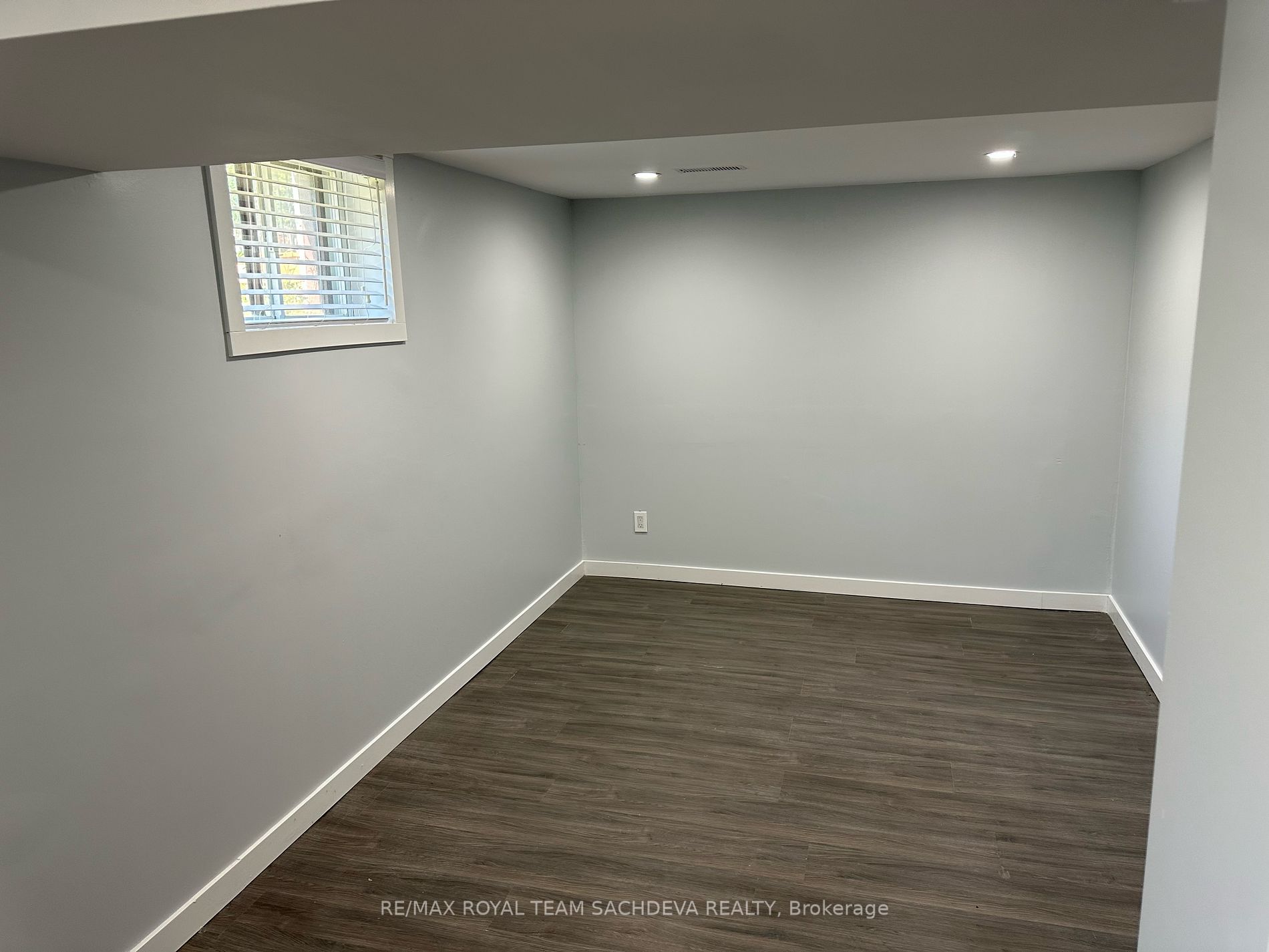 42 Hiley Ave