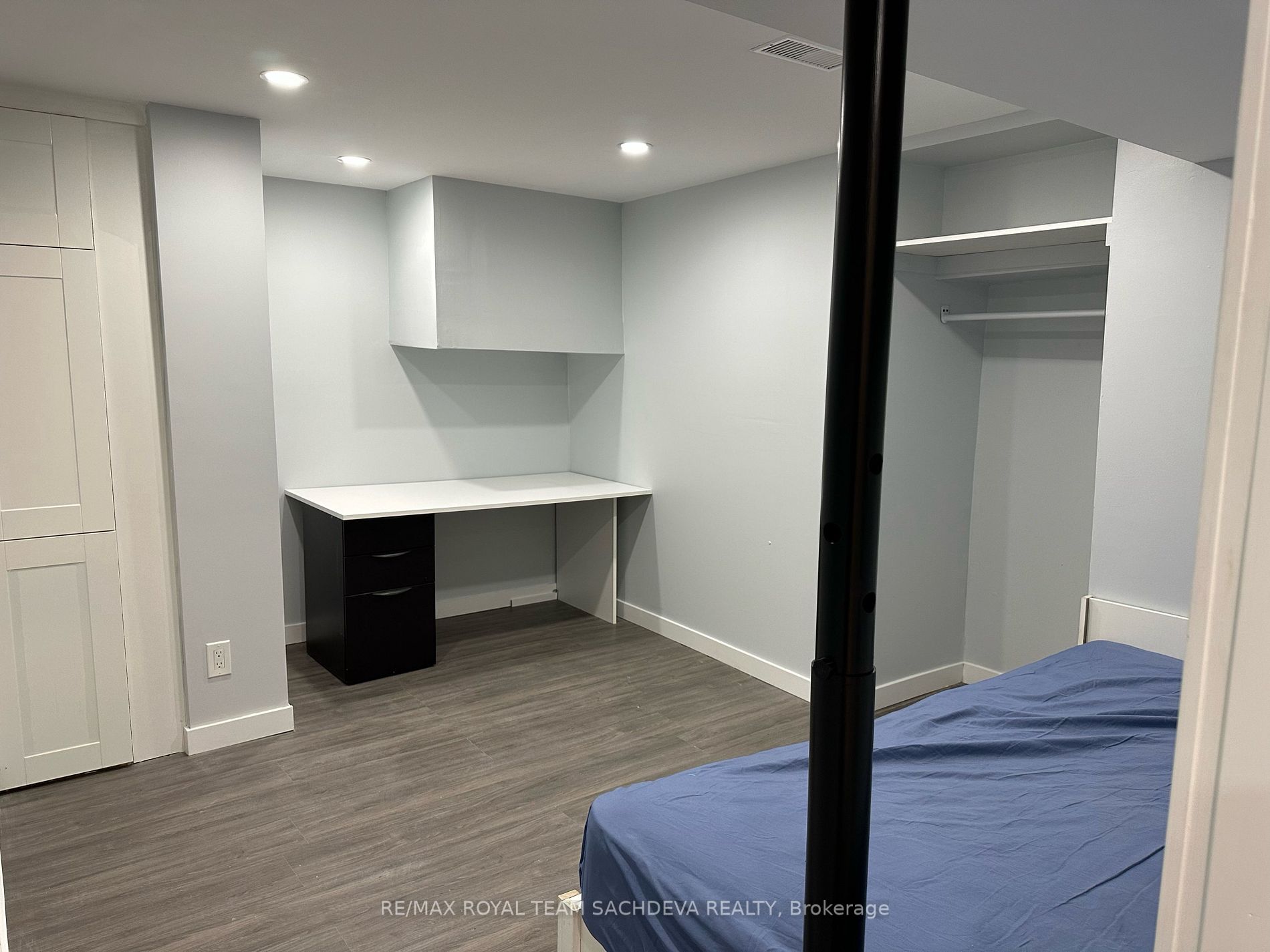 42 Hiley Ave