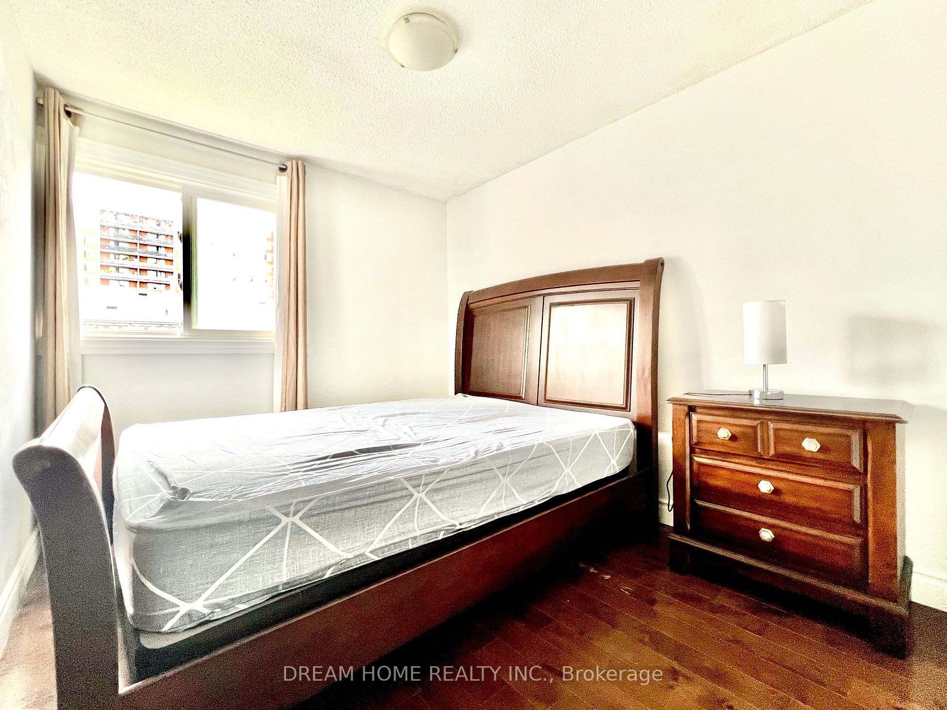 1280 Bridletowne Circ W, #108