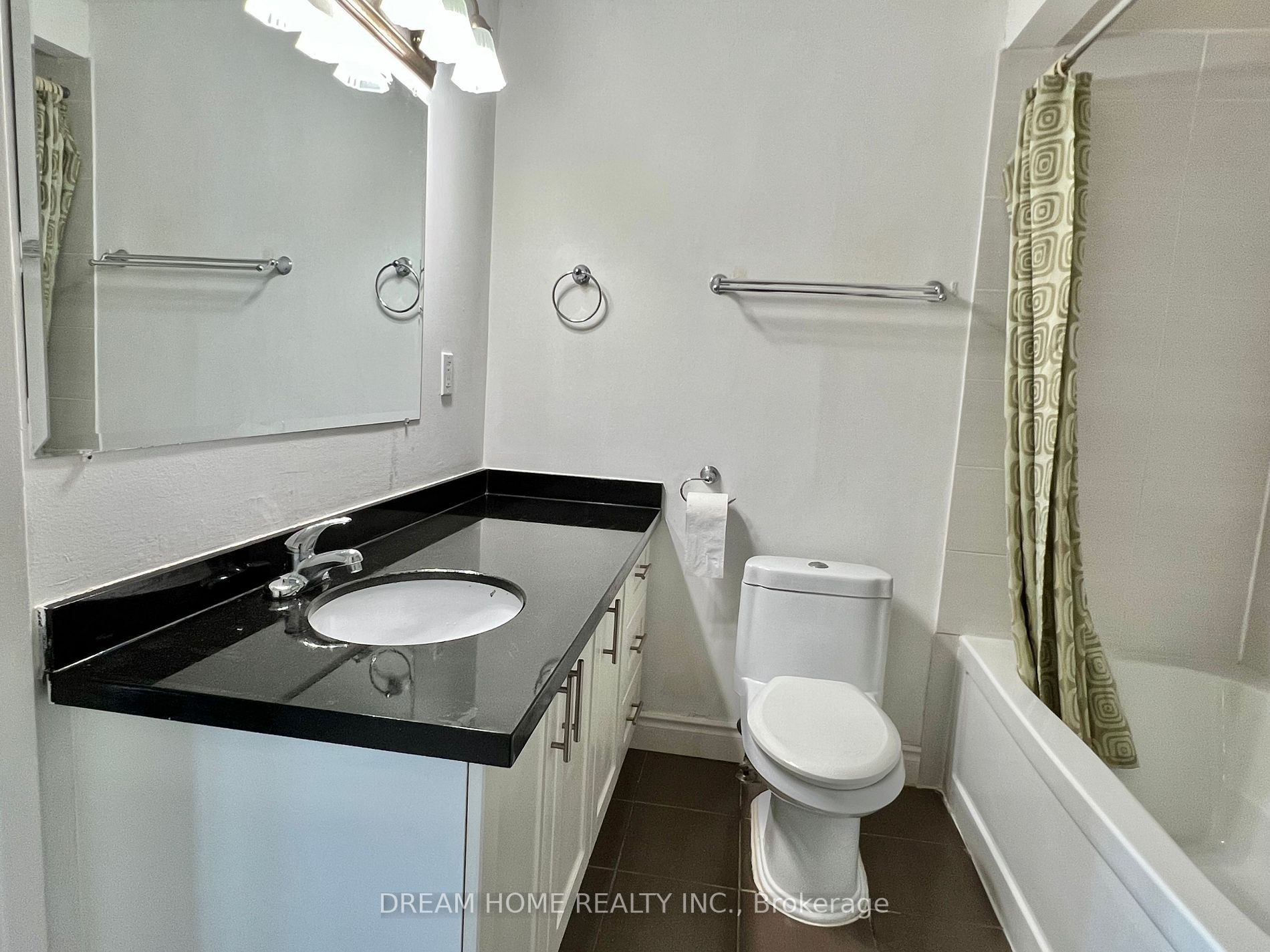 1280 Bridletowne Circ W, #108