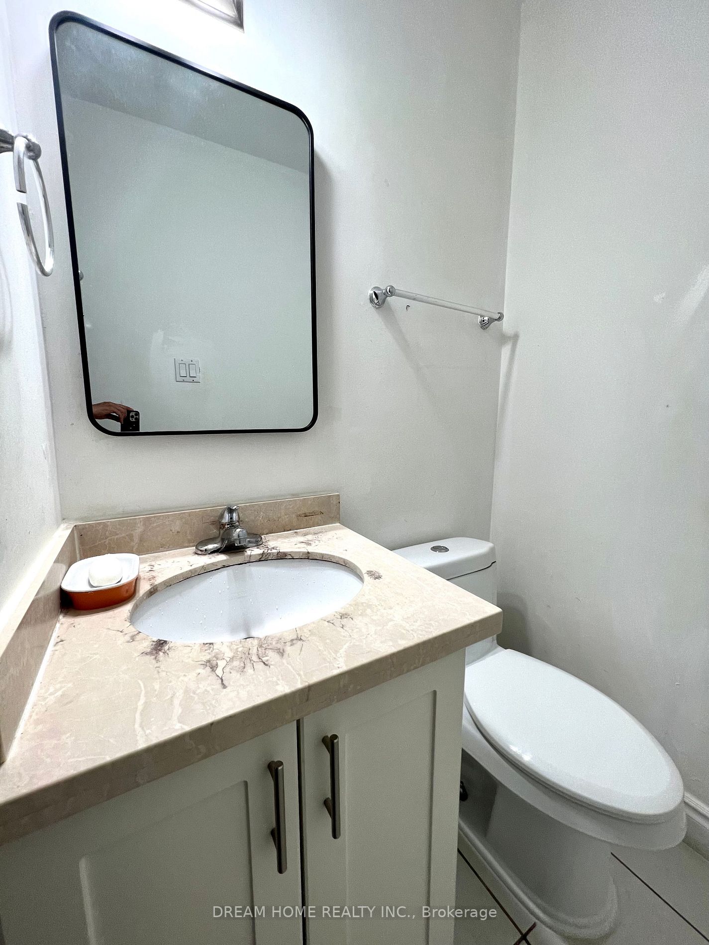 1280 Bridletowne Circ W, #108