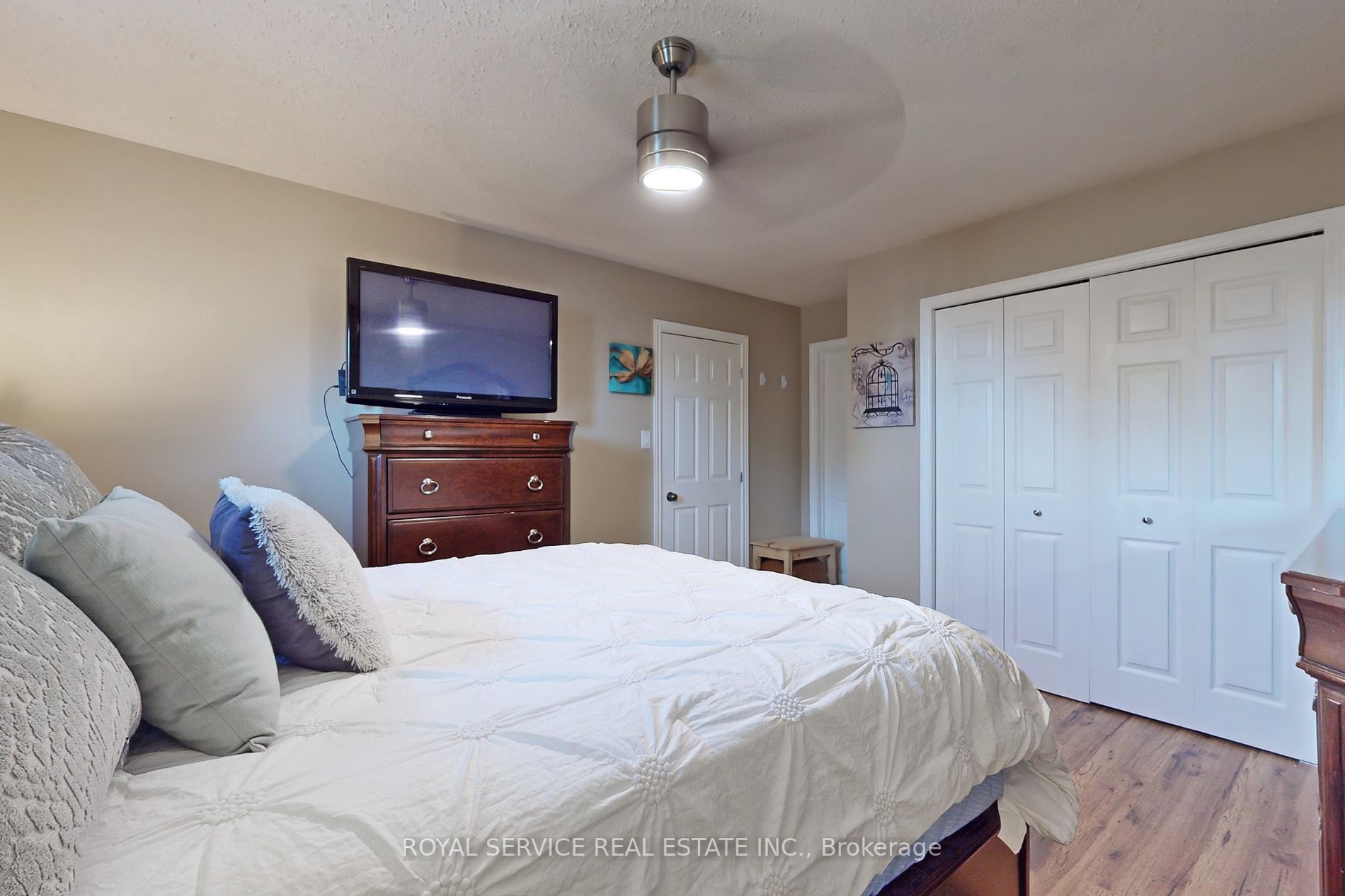 84 Homefield Square
