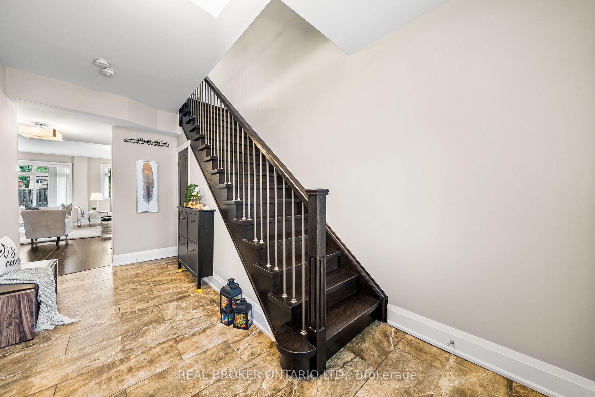 6488 Kingston Road