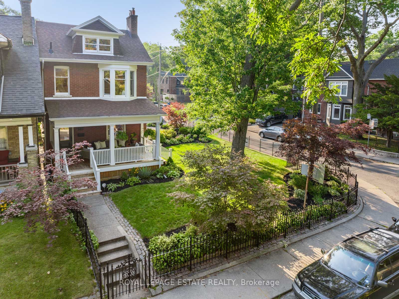 182 Silver Birch Ave
