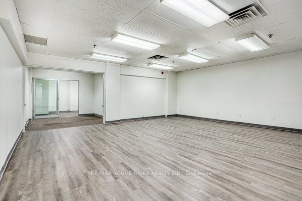 68 King St E, #A
