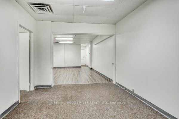 68 King St E, #A
